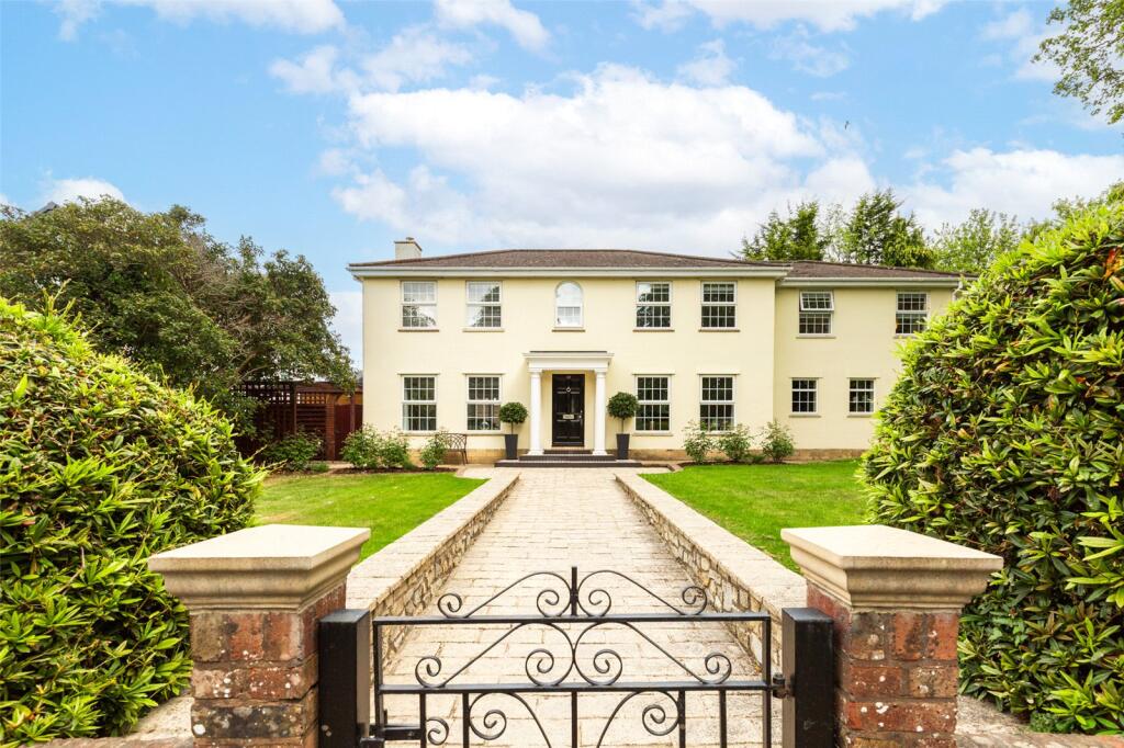 Main image of property: Hill House Road, Downend, Bristol, BS16