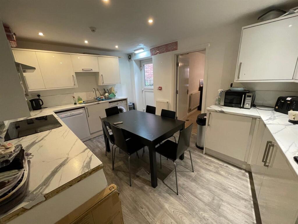 Additional property image - Sutton Street, Durham City
