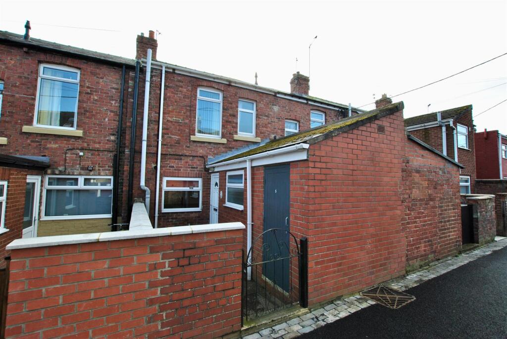 Additional property image - Park View, Langley Moor, Durham
