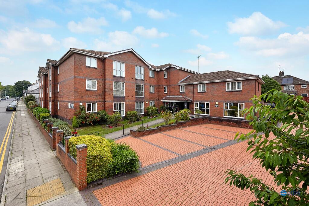 Main image of property: 5 Aigburth Vale, Aigburth, L17
