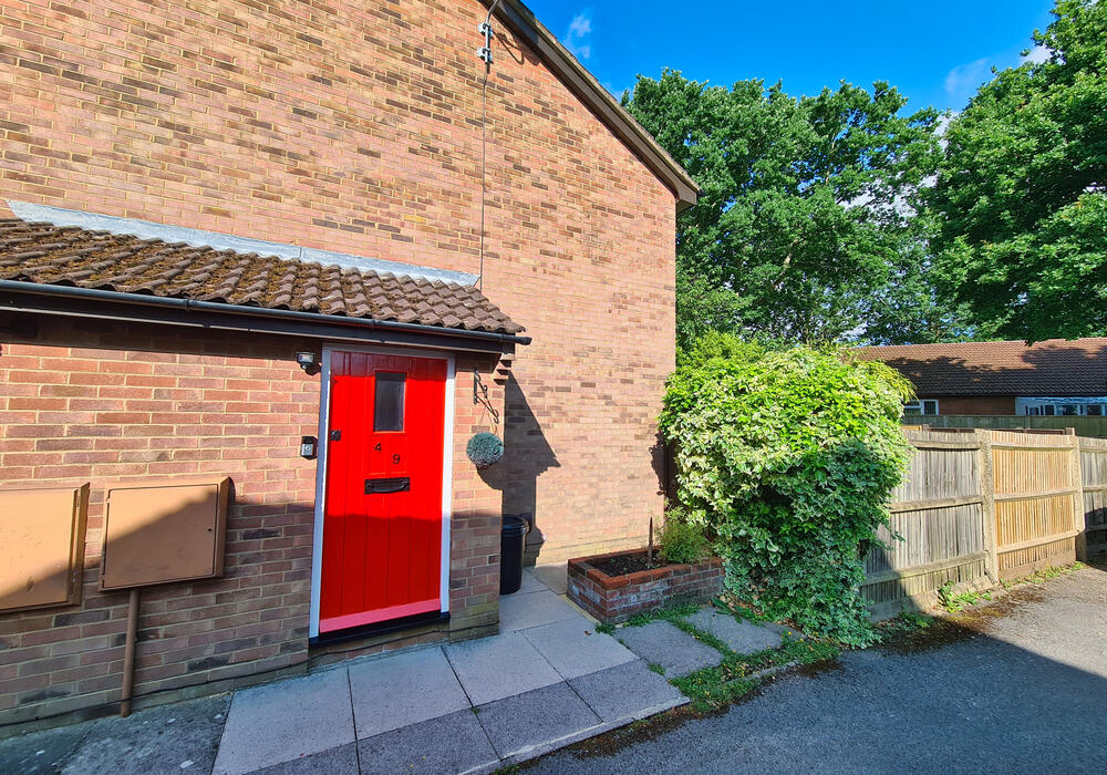 1 bedroom cluster house for sale in Alfred Close, West Totton, SO40