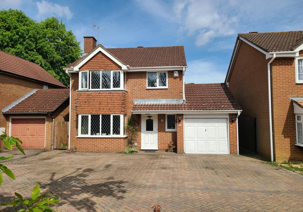 4 bedroom detached house for sale in Rosemary Court, West Totton, SO40