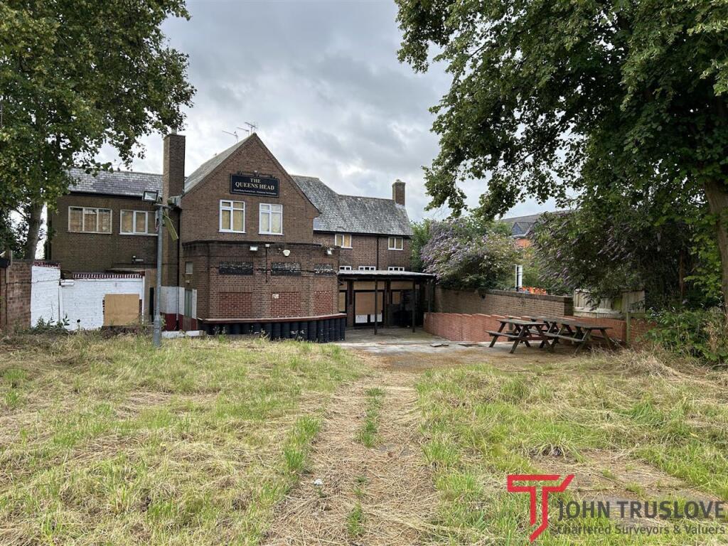 Additional property image - The Queen's Head, 9 Queen Street, Redditch, B98 8AY