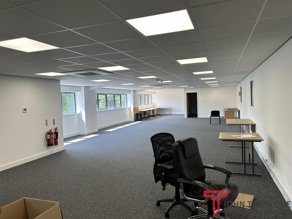 Additional property image - 18-19 Padgets Lane, Redditch, B98 0RA
