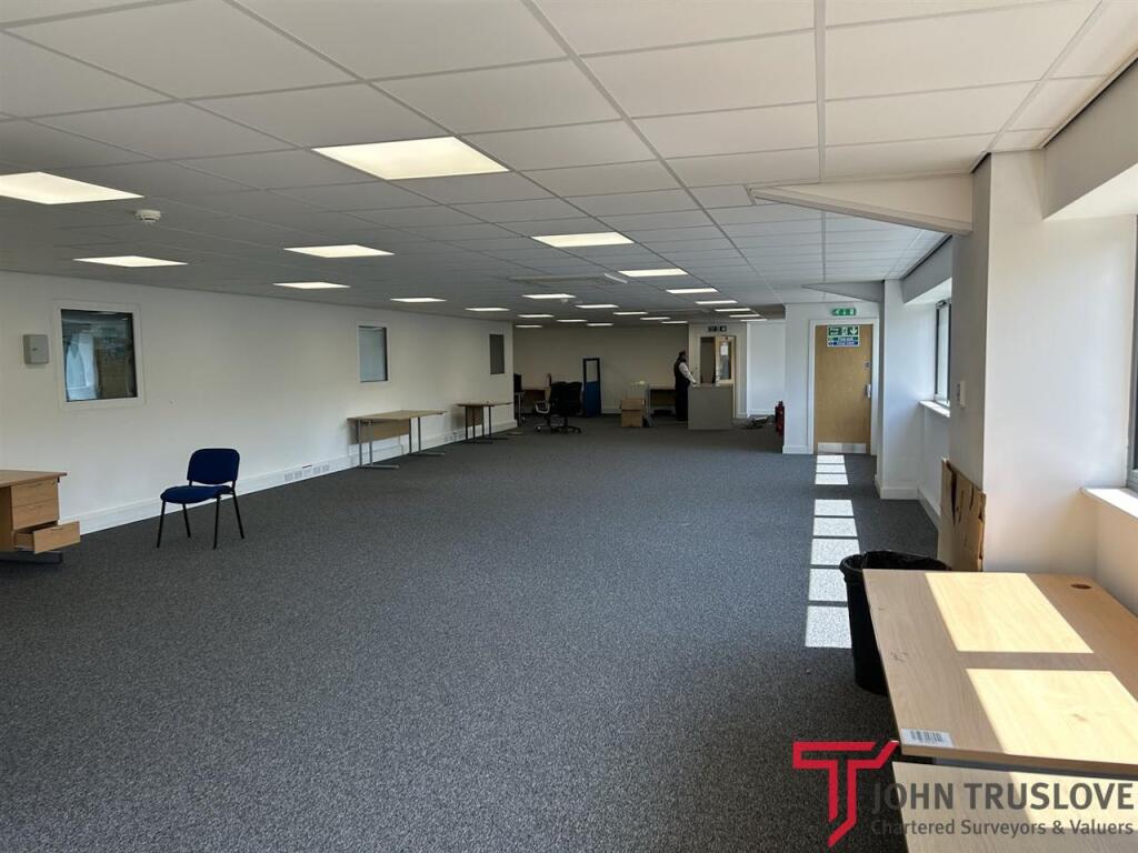 Additional property image - 18-19 Padgets Lane, Redditch, B98 0RA