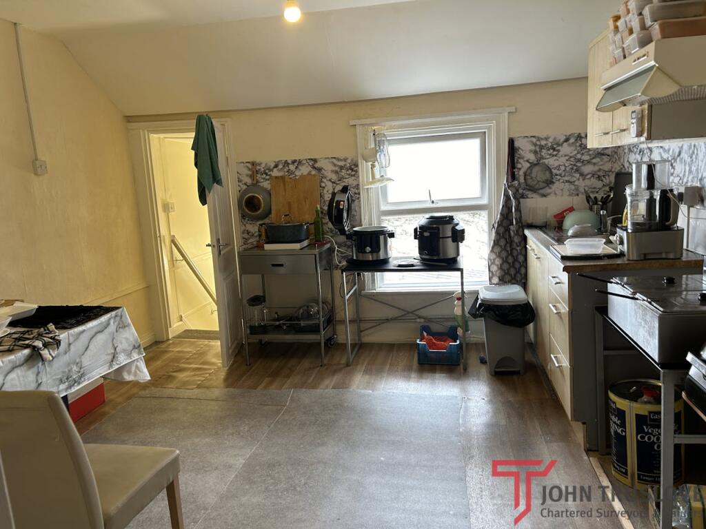 Additional property image - 25 Mount Pleasant, Redditch, B97 4HY