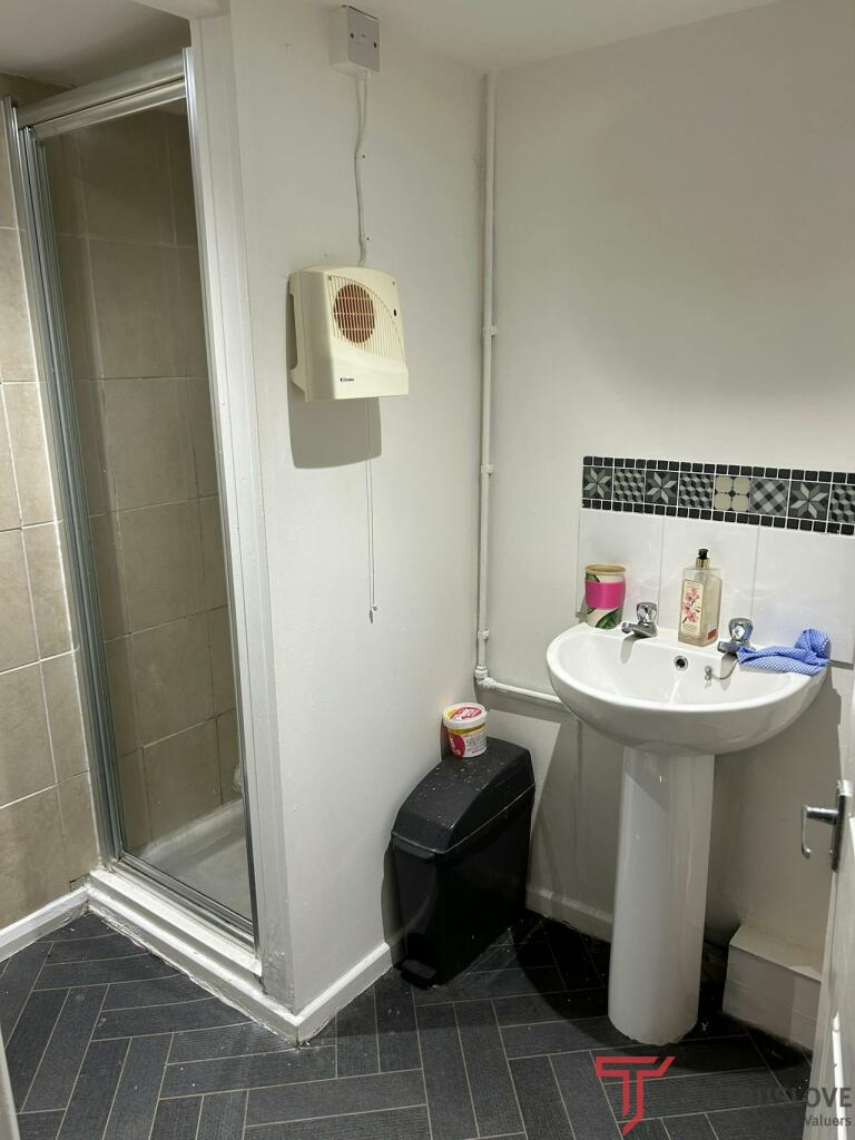 Additional property image - 25 Mount Pleasant, Redditch, B97 4HY
