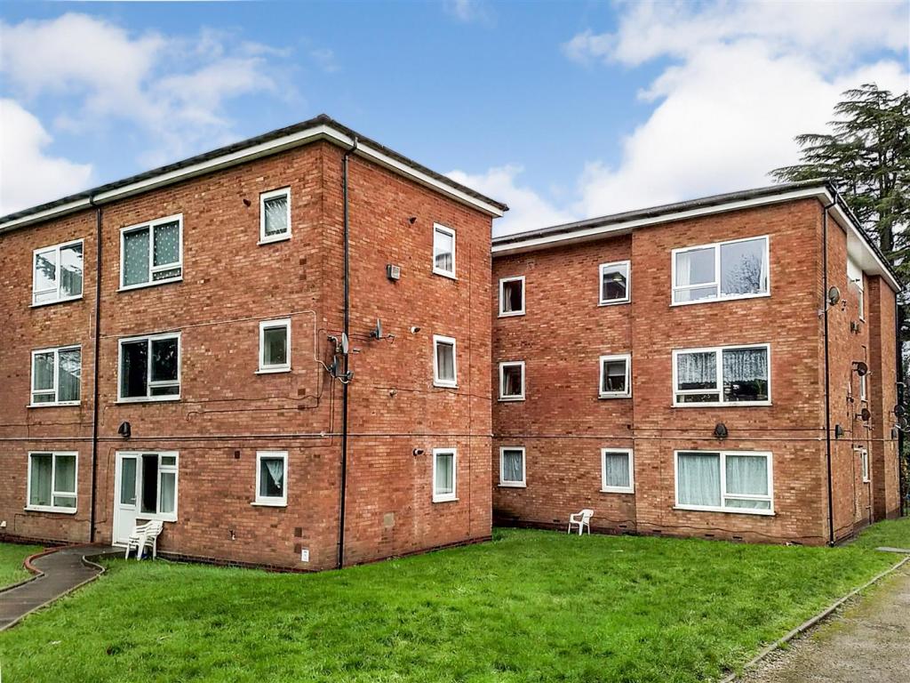 2 bedroom apartment for sale in Alcester Road South, Birmingham, B14