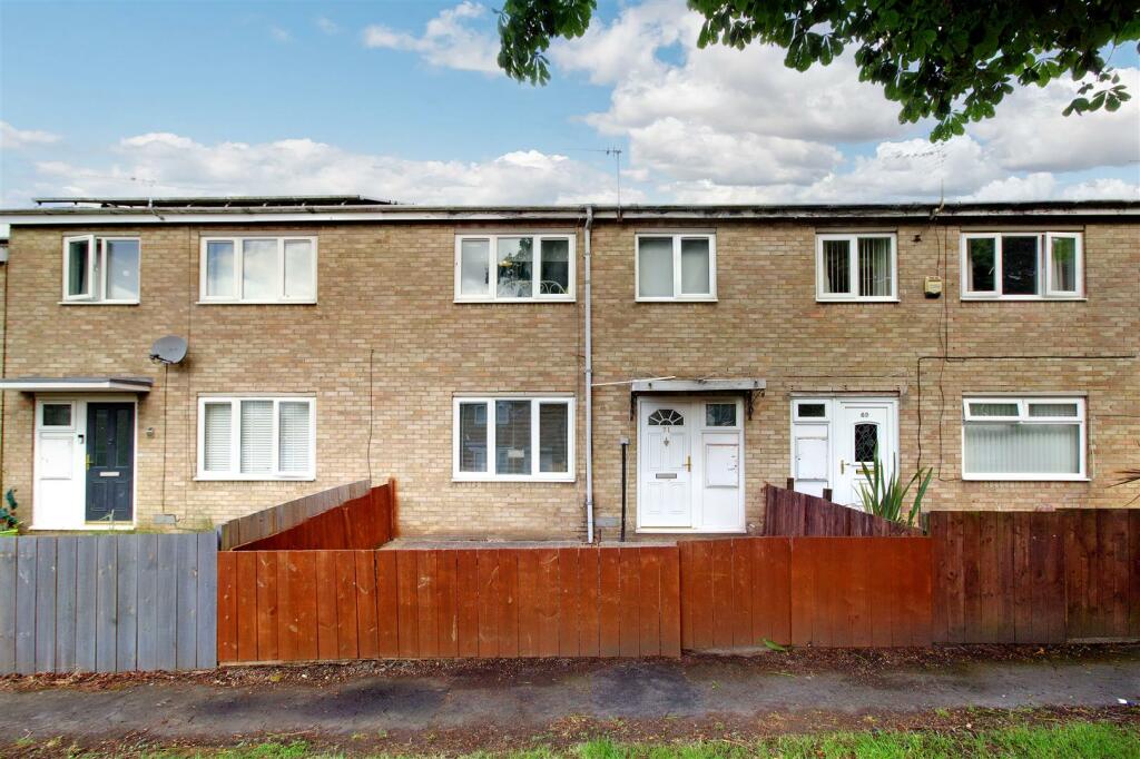 3 bedroom terraced house for sale in Guisborough Drive, North Shields, NE29
