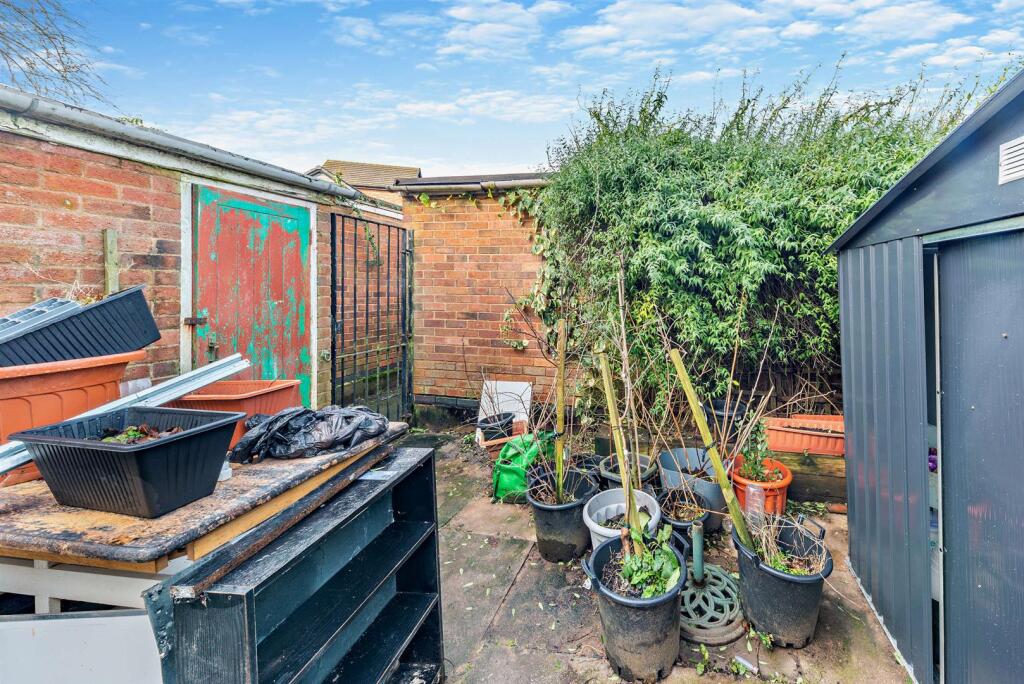 Additional property image - Medway Grove, Birmingham