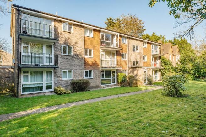 Main image of property: Westcote Road, Reading