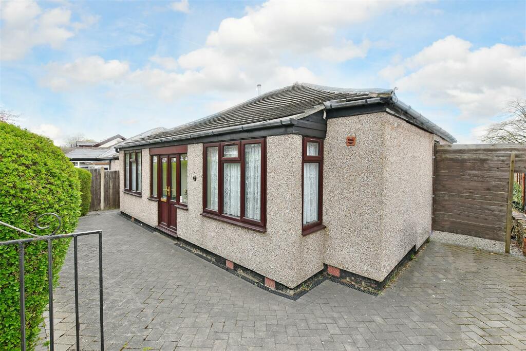 2 bedroom detached bungalow for sale in Watt Lane, Crosspool, S10