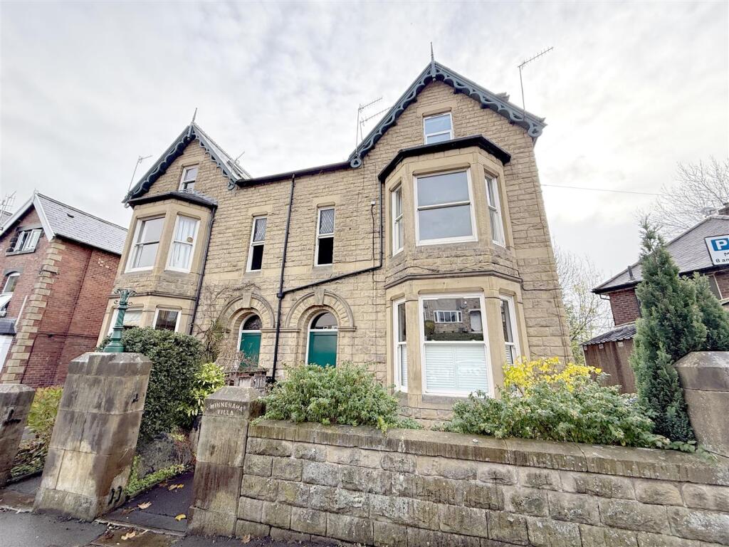 Main image of property: 8 459 Crookesmoor Road, Sheffield