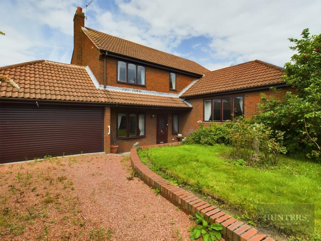 3 bedroom detached house for sale in Barn Hollows, Hawthorn, Seaham, SR7