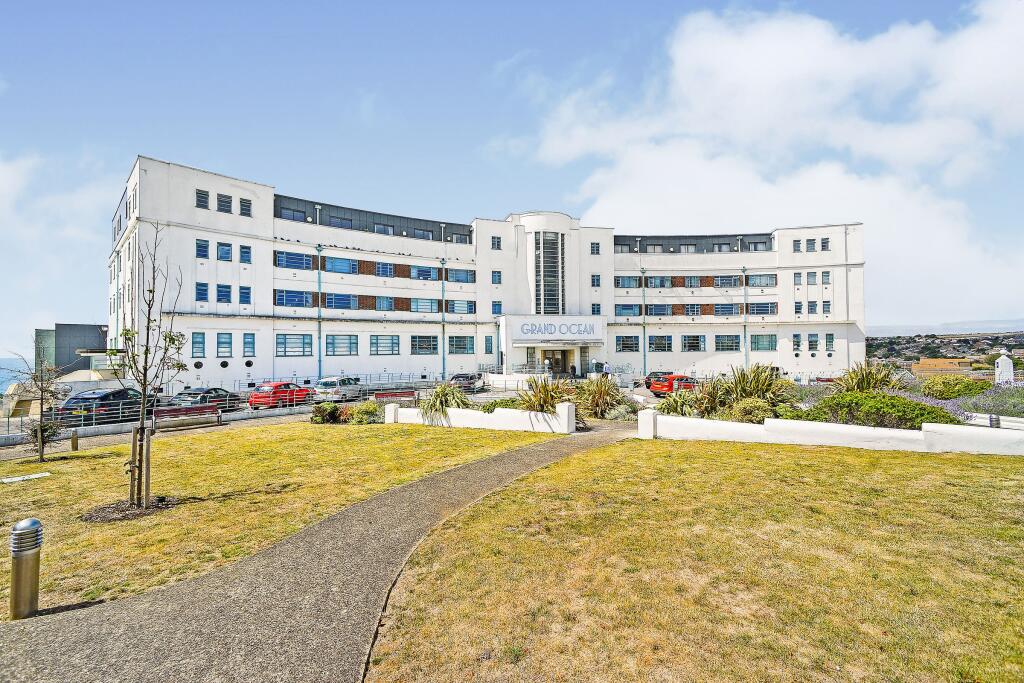 Main image of property: Grand Ocean, Longridge Avenue, BN2