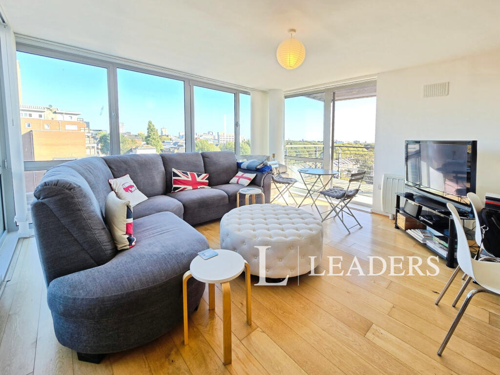 Main image of property: Gloucester House, Queen Street