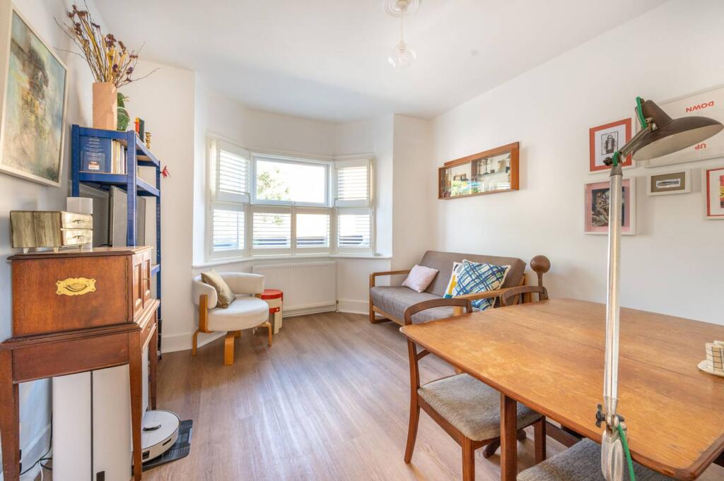 Main image of property: Glenthorne Road, Walthamstow, E17