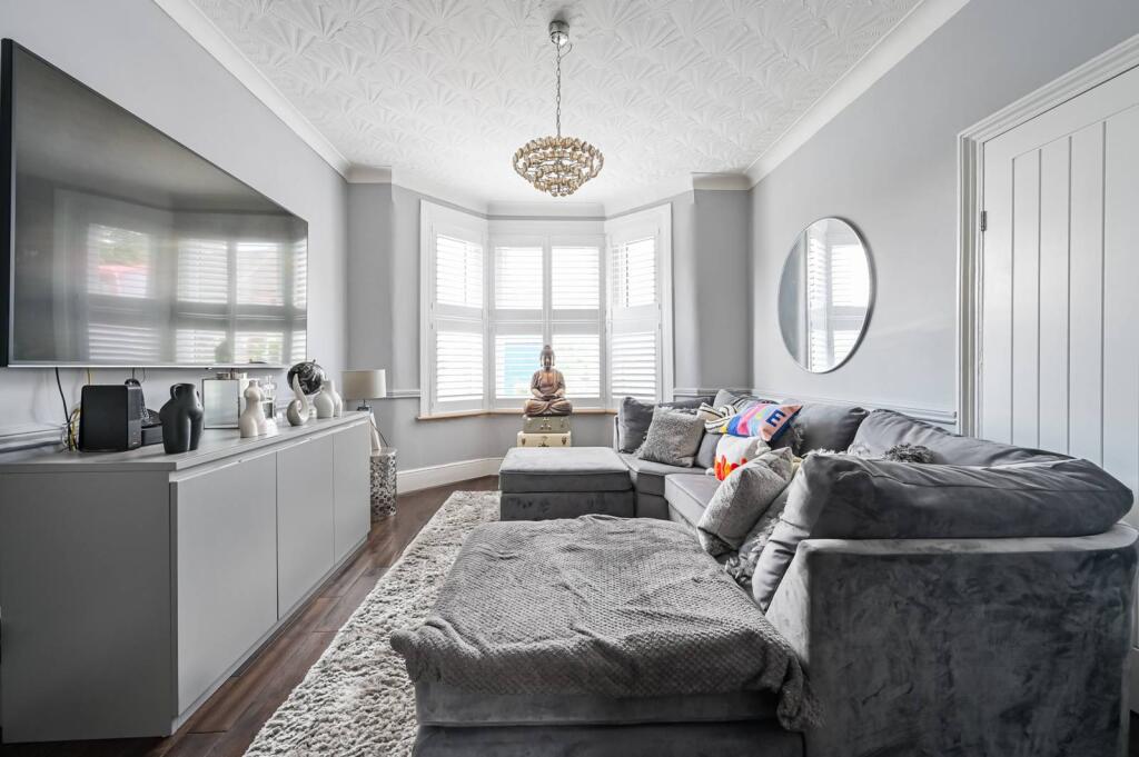 Main image of property: Markhouse Road, Walthamstow, London, E17