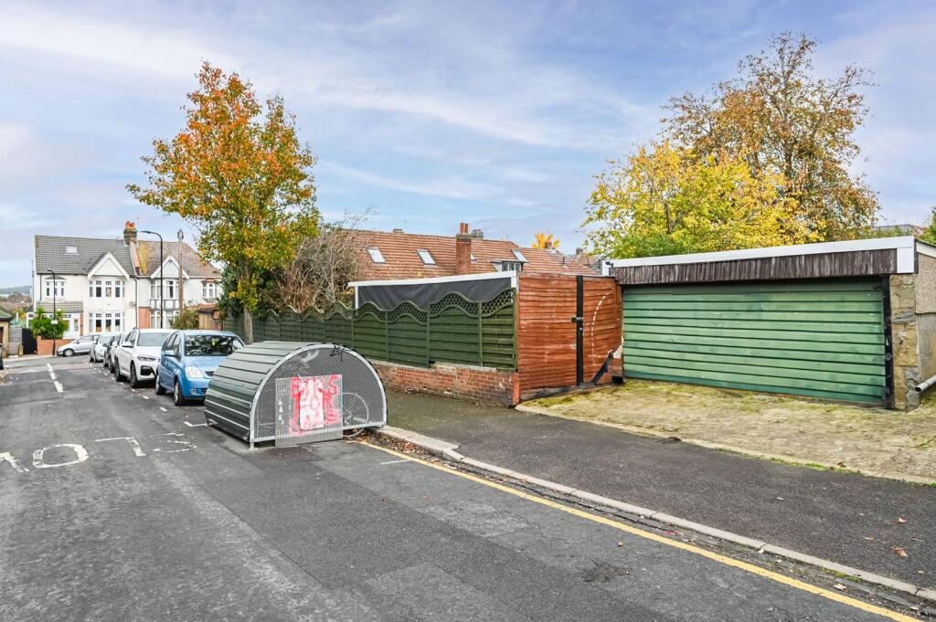 Main image of property: Belle Vue Road, Walthamstow, London, E17
