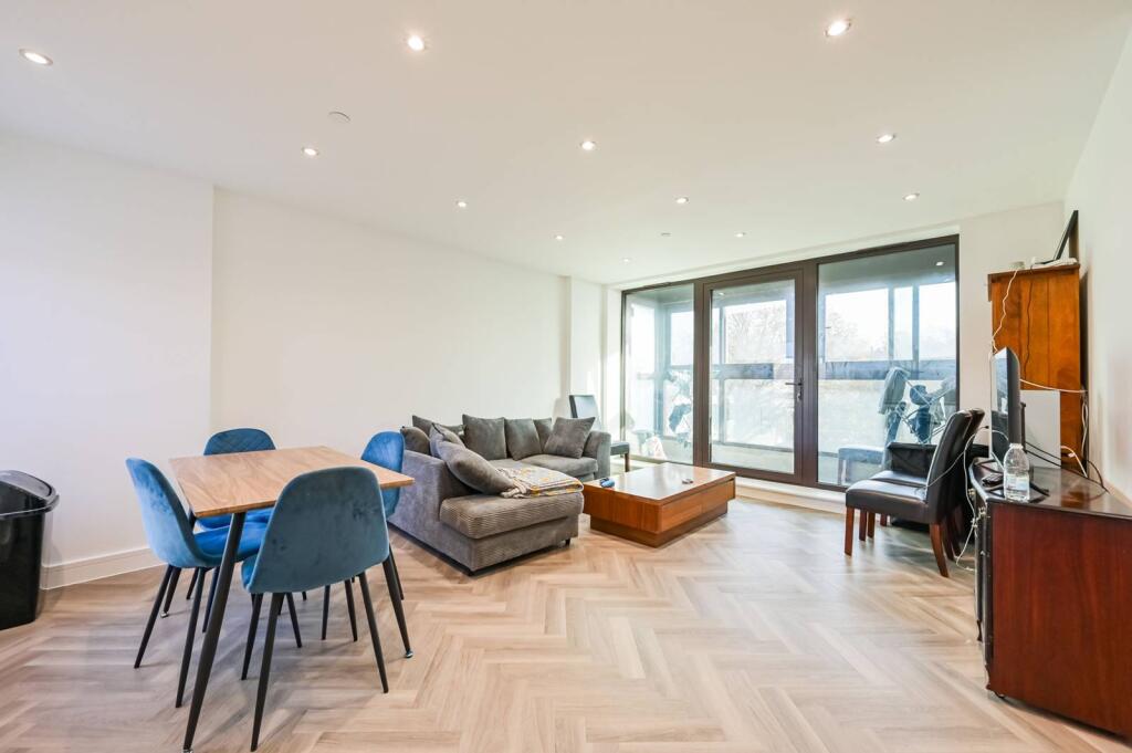 Main image of property: Larkshall Road, Chingford, E4