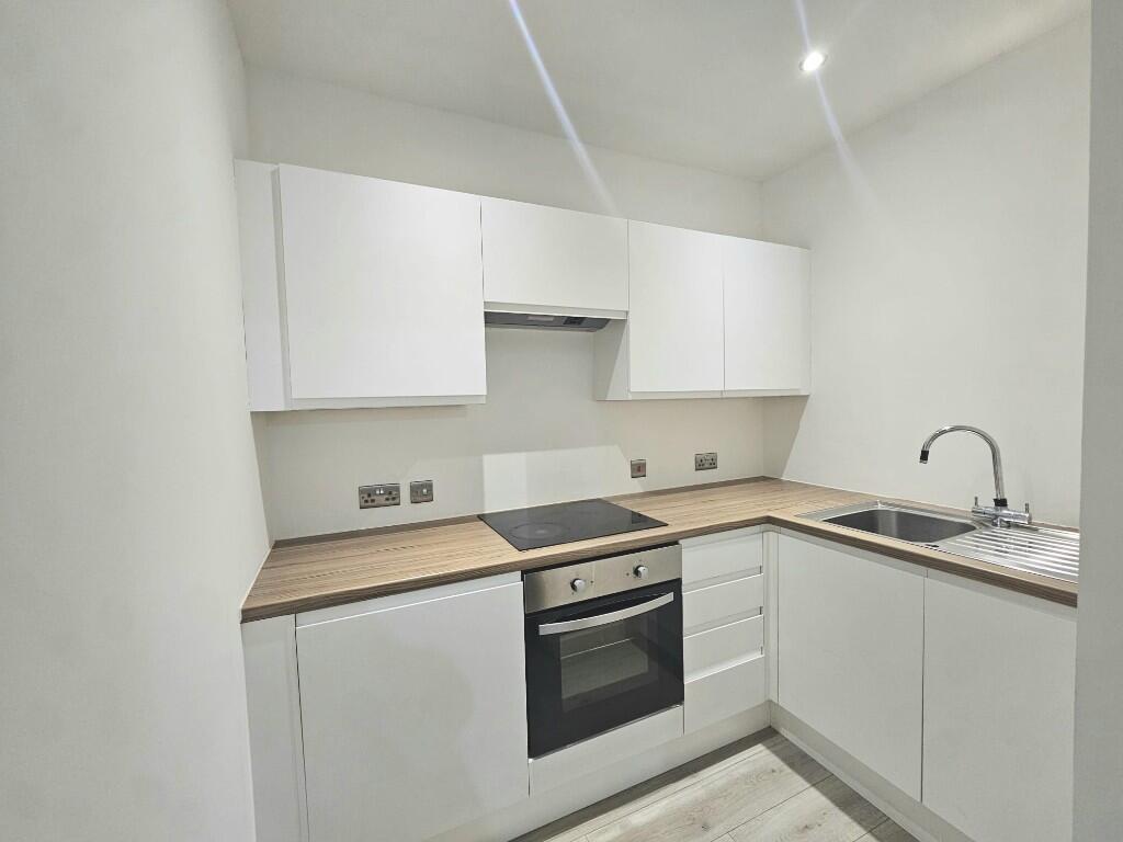 Additional image 5 of Cape Street, Bradford, West Yorkshire, BD1