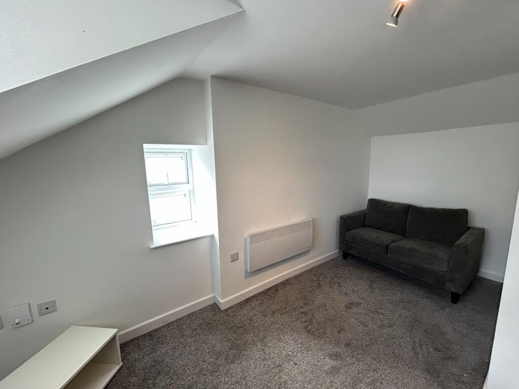Main image of property: Yew Tree, Nottingham Road, Nottingham, Nottinghamshire, NG15