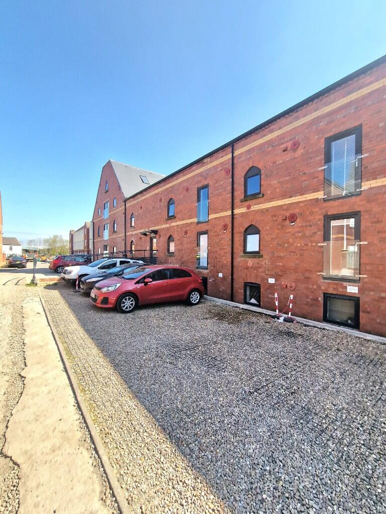 Main image of property: Kiln Court, DN3