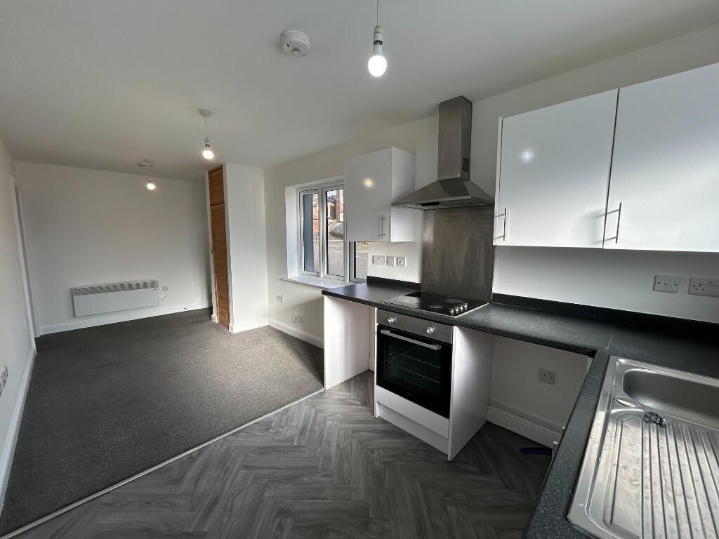 Main image of property: Vivian Avenue, Nottingham, Nottinghamshire, NG5