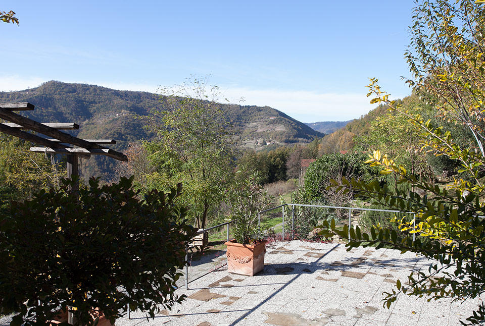 4 bedroom detached villa for sale in Piedmont, Cuneo, Cortemilia, Italy