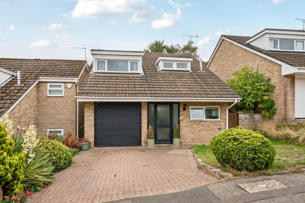 Main image of property: Hampton Road, Farnham, Surrey, GU9