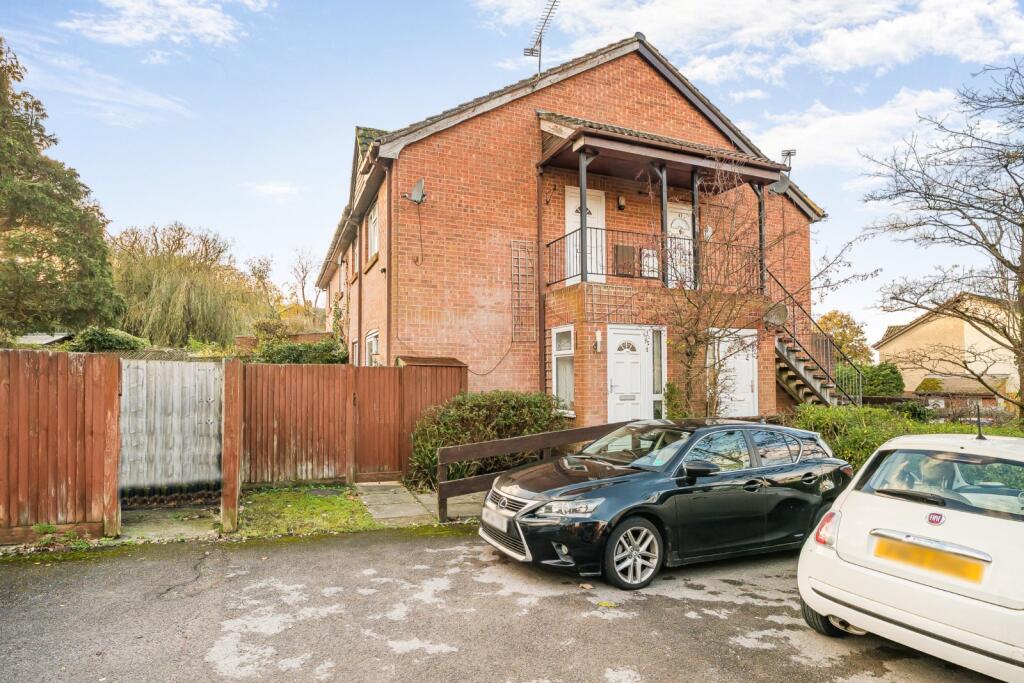 Main image of property: St. Peters Gardens, Wrecclesham, Farnham, Surrey, GU10