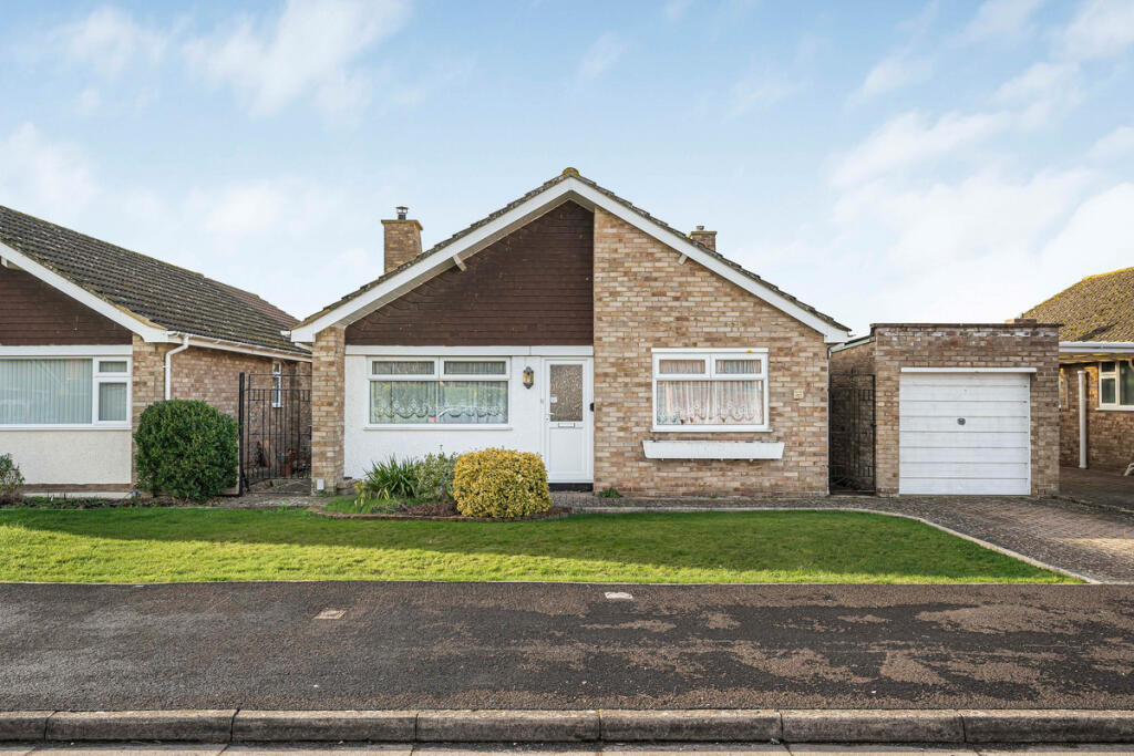 Main image of property: Cherry Tree Close, Grove, Wantage, OX12