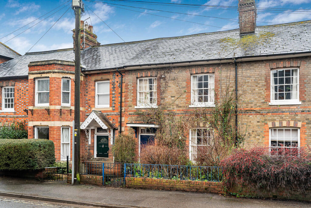 Main image of property: Newbury Street, Wantage, OX12