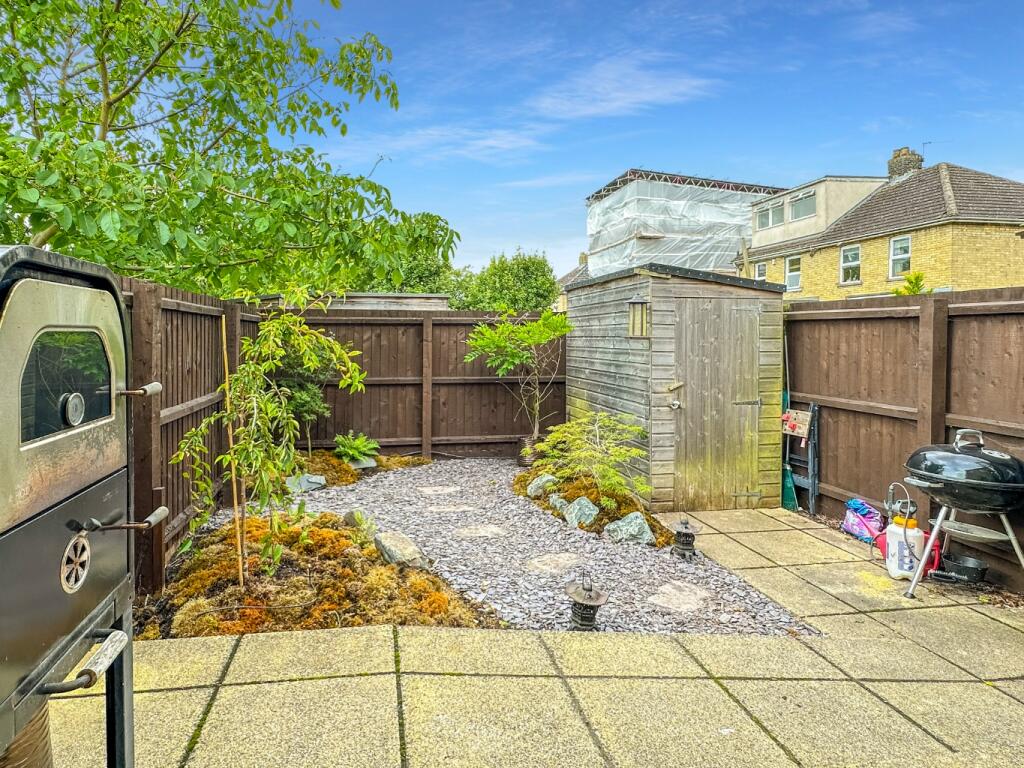 Additional property image - Ramsden Square, Cambridge