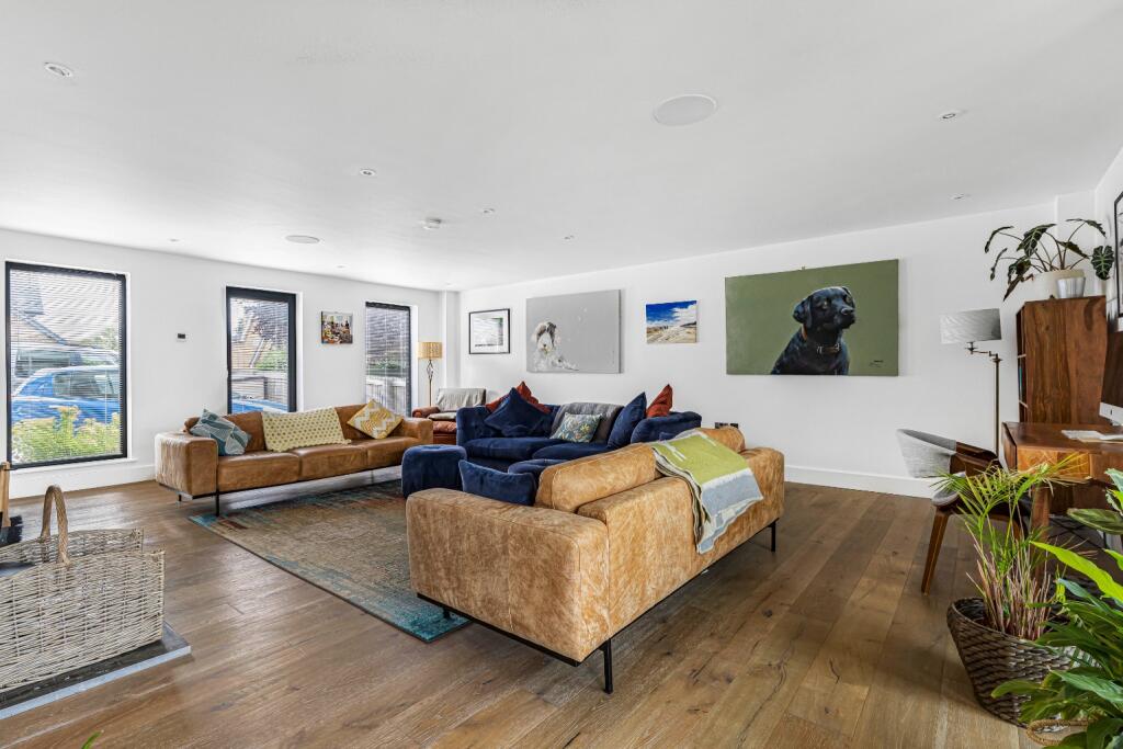 Additional property image - Station Road (west), Whittlesford