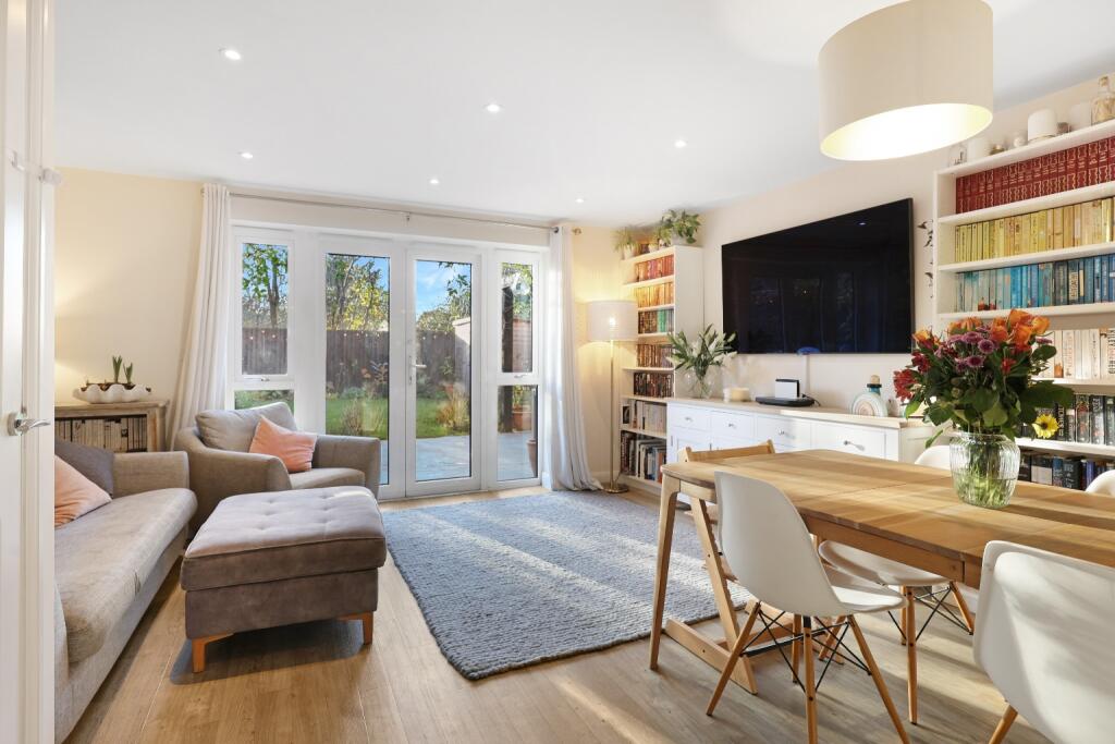 Additional property image - Plymouth Close, Cambridge