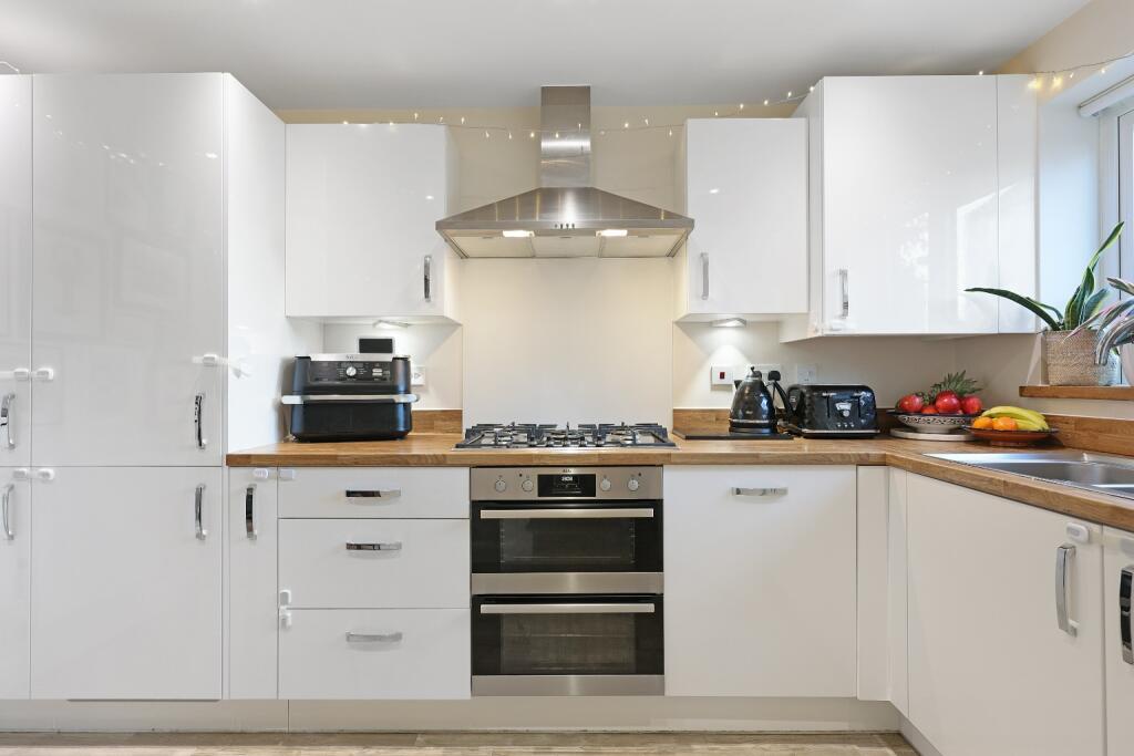 Additional property image - Plymouth Close, Cambridge