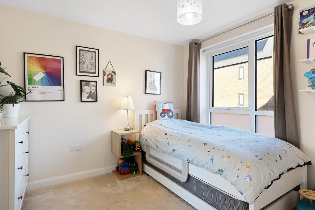 Additional property image - Plymouth Close, Cambridge