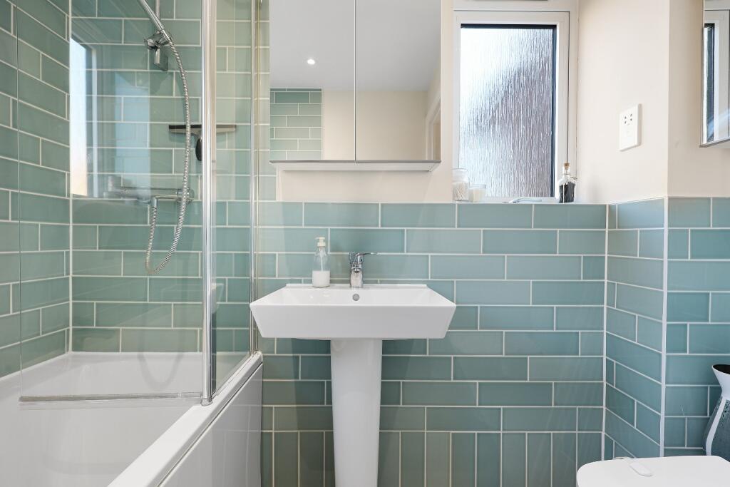 Additional property image - Plymouth Close, Cambridge