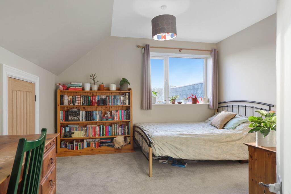 Additional property image - The Lanes, Over