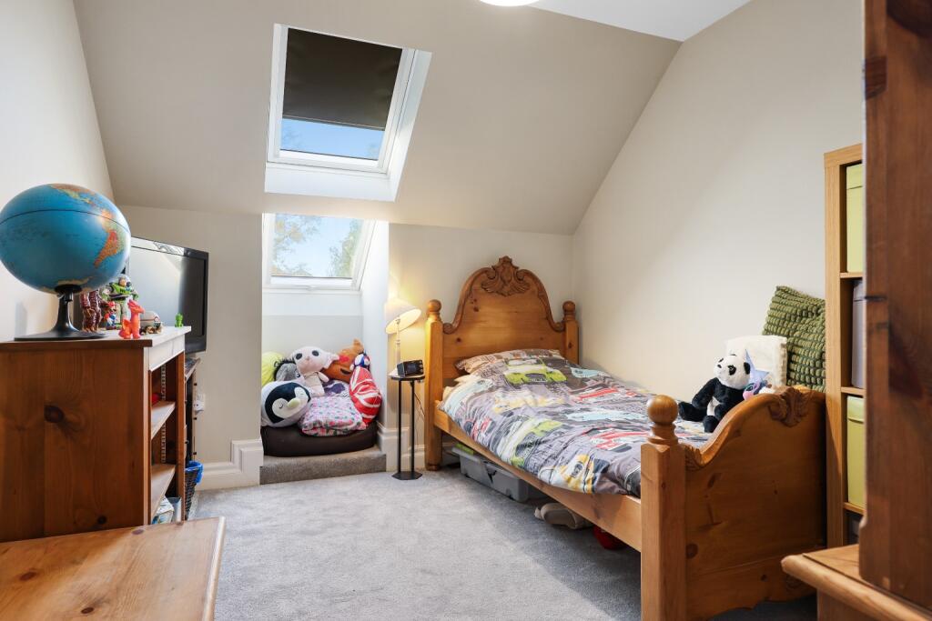Additional property image - The Lanes, Over