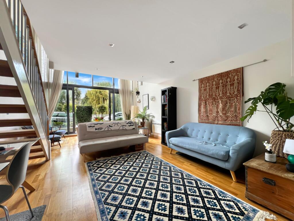 Additional property image - Water View, Riverside, Cambridge