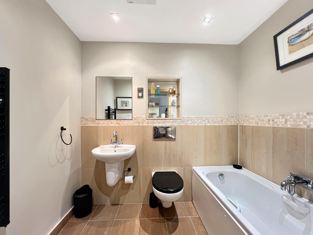 Additional property image - Water View, Riverside, Cambridge
