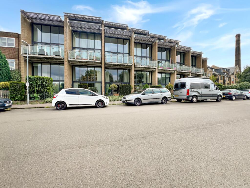 Additional property image - Water View, Riverside, Cambridge