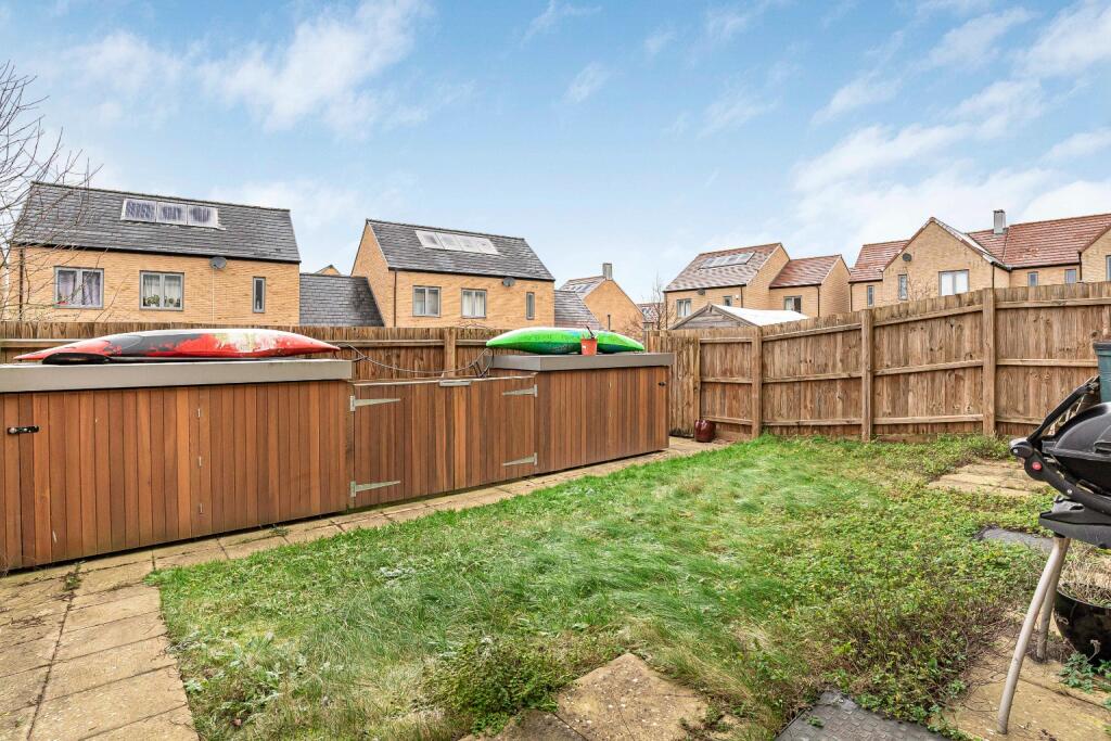 Additional property image - Osprey Drive, Trumpington