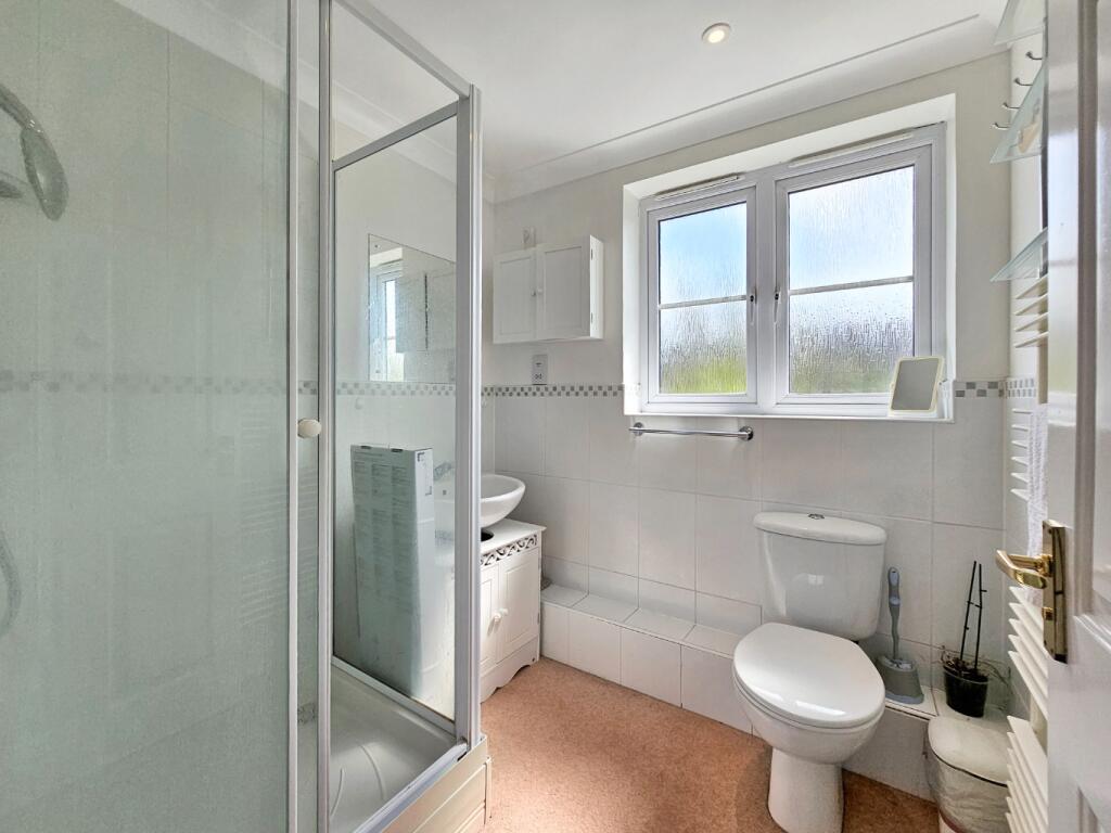 Additional property image - Grafton Drive, Highfields Caldecote