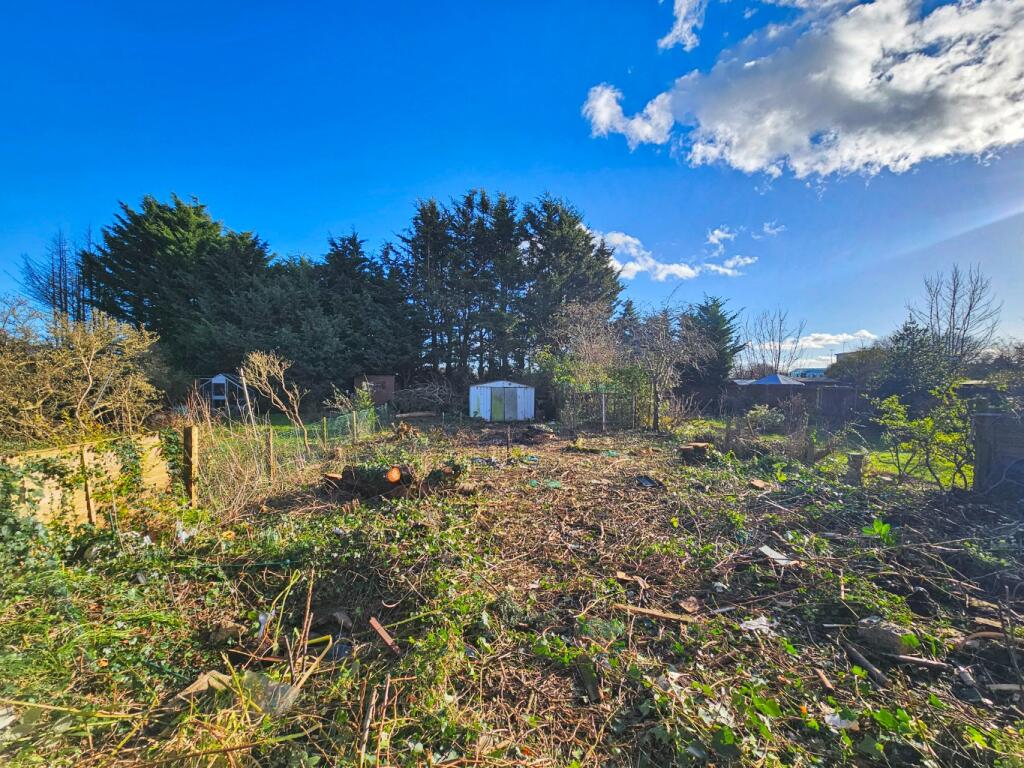 Additional property image - Campkin Road, Cambridge, Cambridgeshire, CB4 2LD