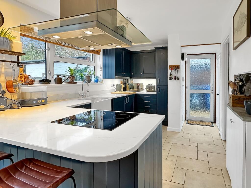 Additional property image - Kings Grove, Barton