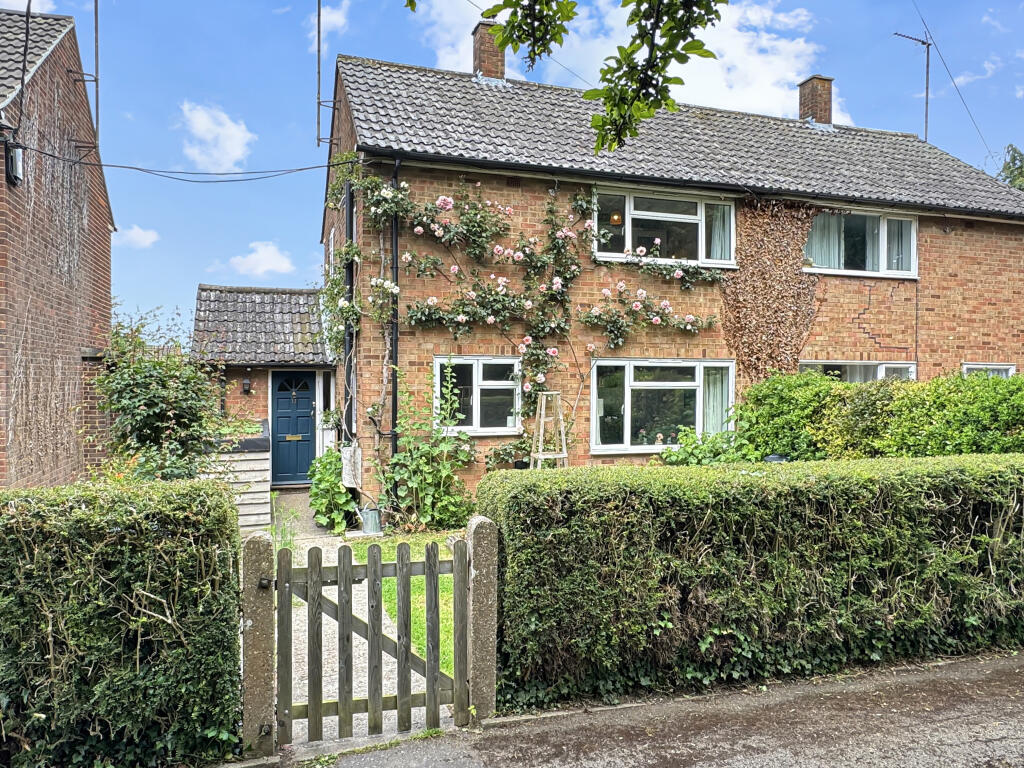 Main image of property: Chestnut Close, Haslingfield