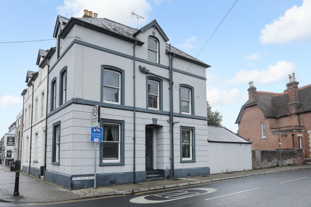 Main image of property: Wincheap, Canterbury, Kent, CT1